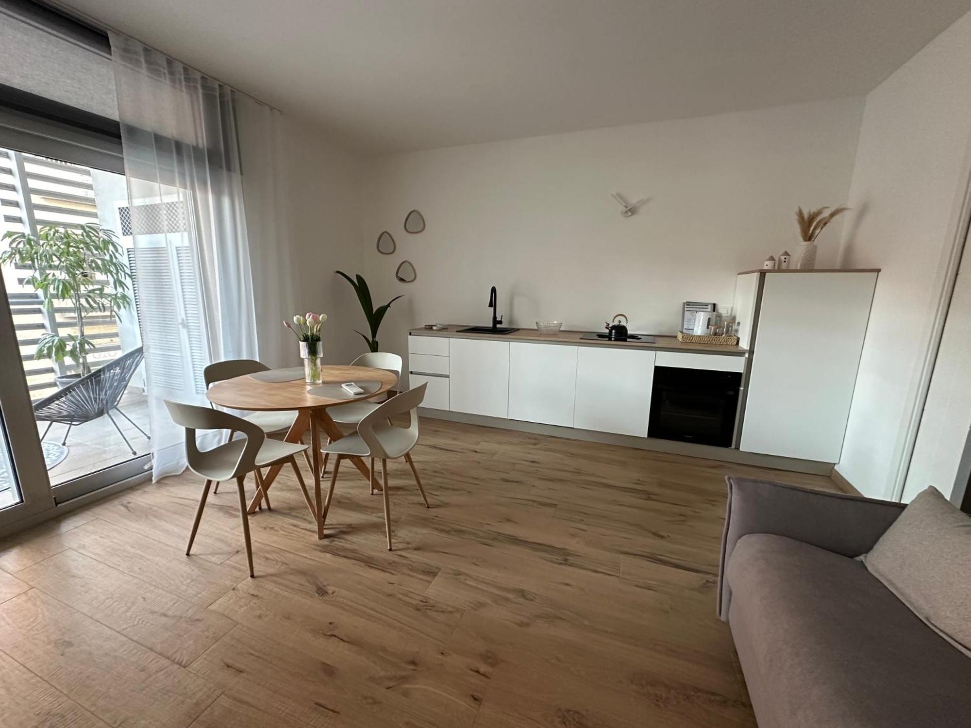 San Simplicio Relax Apartment Olbia Bagian luar foto
